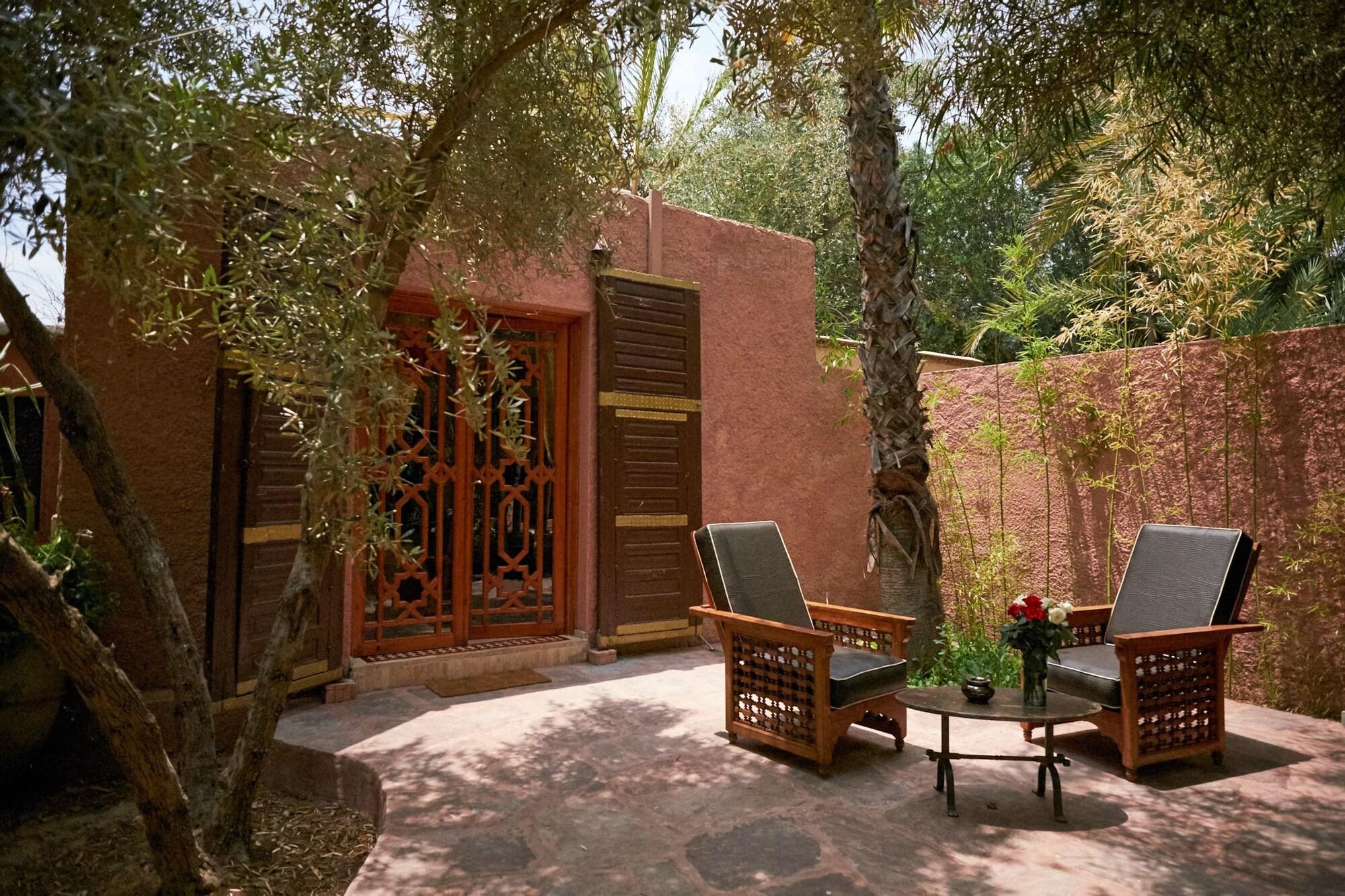 Dar Ayniwen Garden Hotel & Bird Zoo Marrakesh Exterior photo