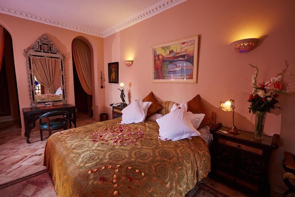 Dar Ayniwen Garden Hotel & Bird Zoo Marrakesh Exterior photo