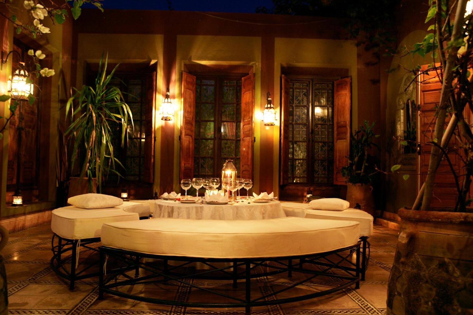 Dar Ayniwen Garden Hotel & Bird Zoo Marrakesh Exterior photo