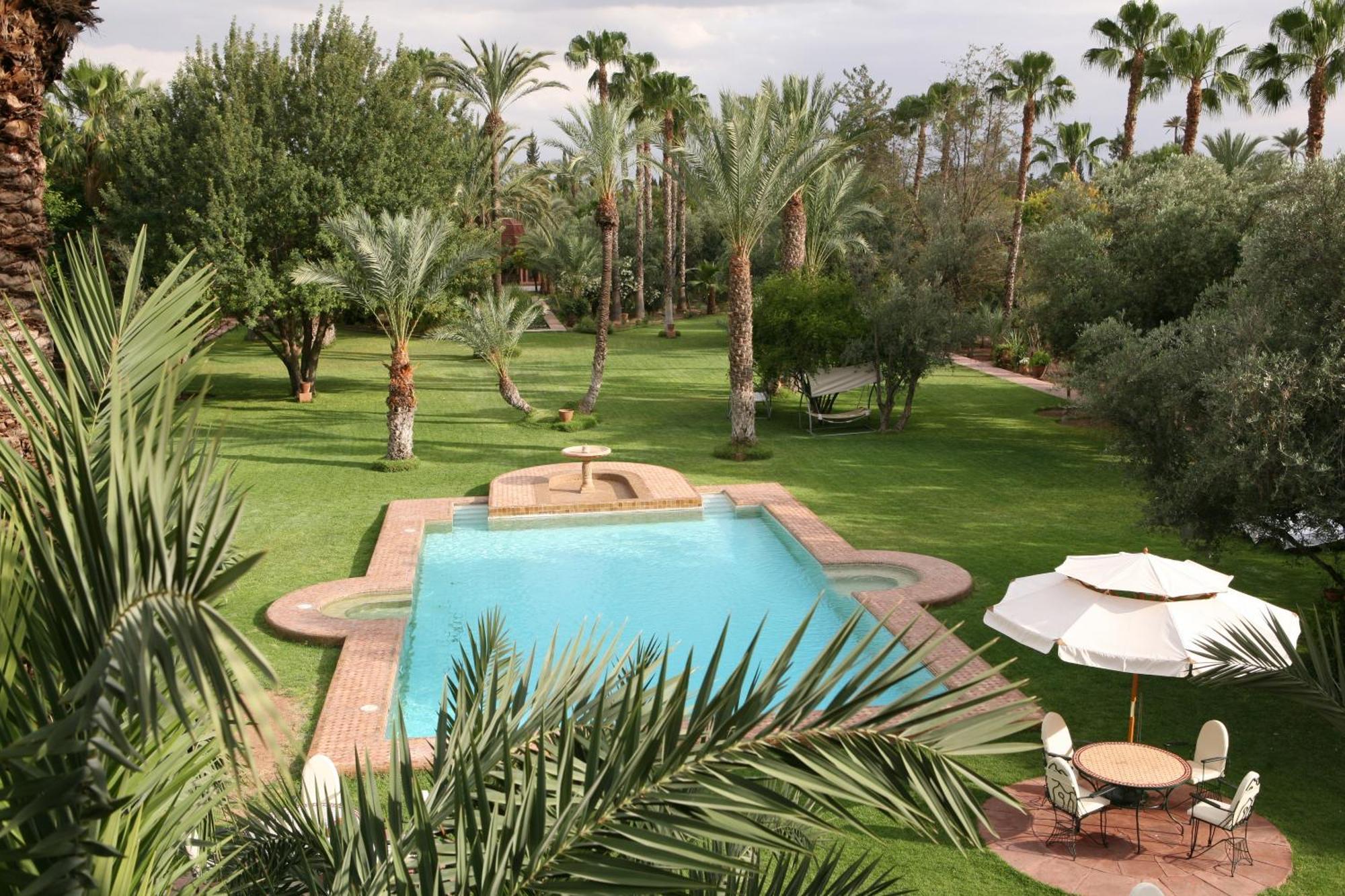 Dar Ayniwen Garden Hotel & Bird Zoo Marrakesh Exterior photo